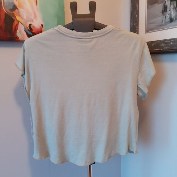 Billie Eilish cropped artichoke green Tee size Large runs smaller - Picture 2 of 7
